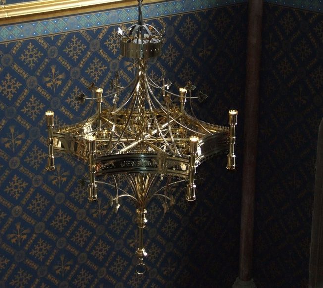 Chandelier 